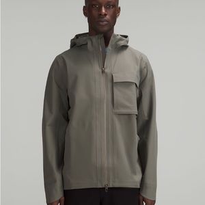 Men’s Lululemon Rain Jacket - size M
